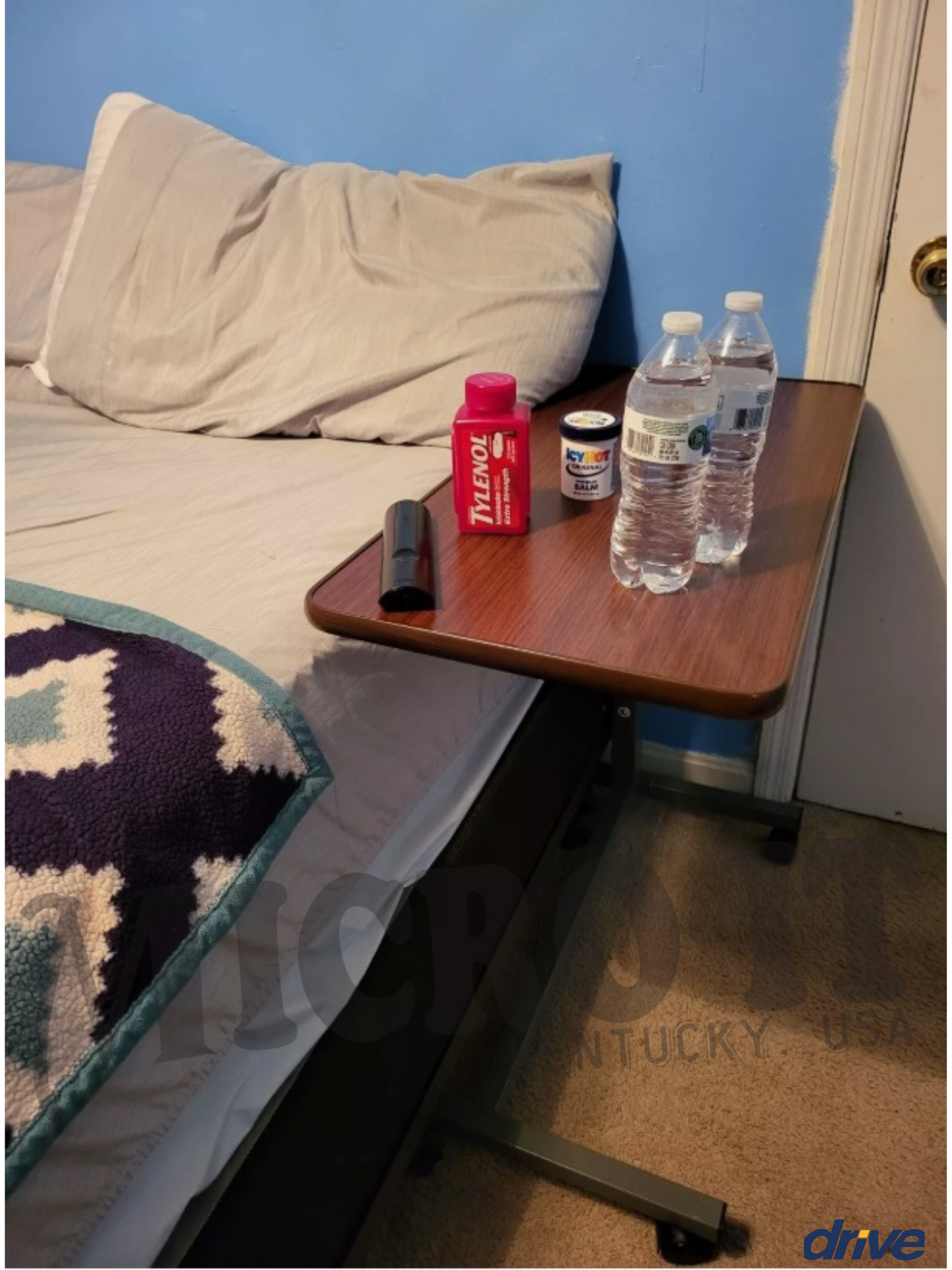 DRIVE MEDICAL TABLE 13067 / OVERBED WITH WHEELS / ADJUSTABLE